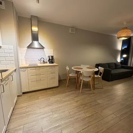 Polanowscy Blisko Morza Kasprowicza 20a 106